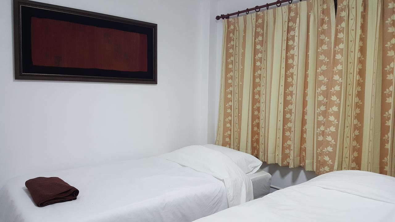 Aunt & Uncle'S House Bed and Breakfast Chiang Mai Buitenkant foto
